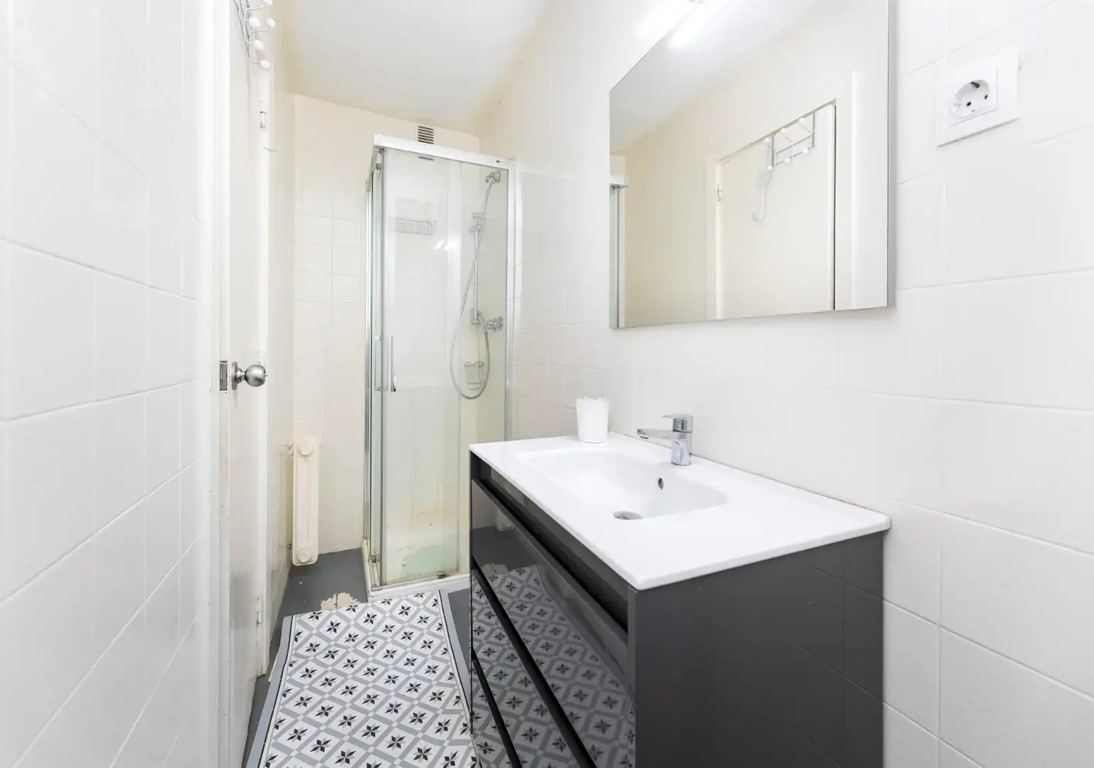 Flat with terrace for sale in Calle Casillas de Prats, imagen 26