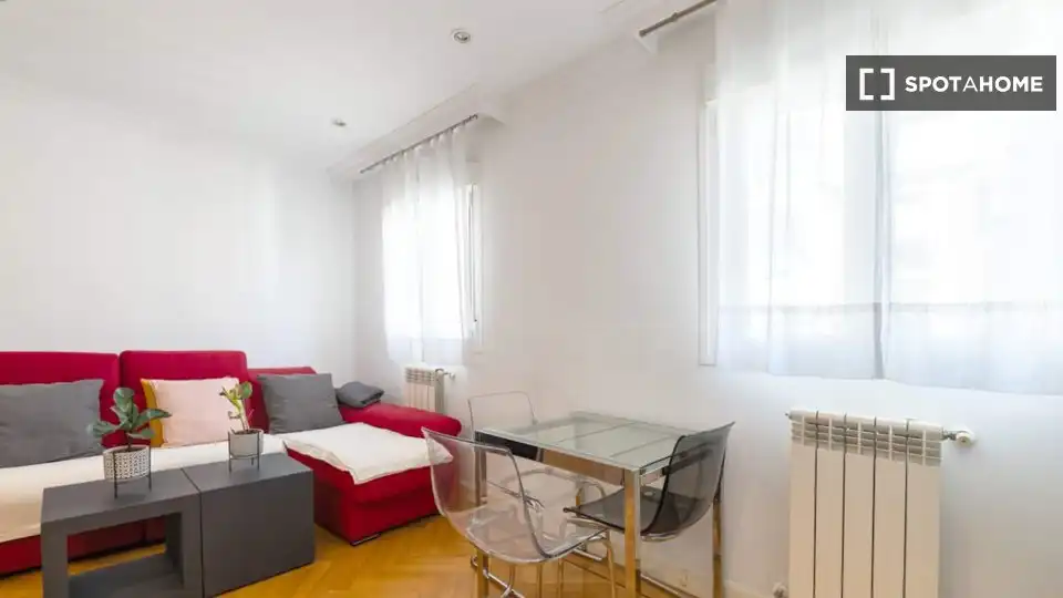 Wohnzimmer von Wohnung zur Miete in Madrid mit Klimaanlage, Heizung und Möbliert