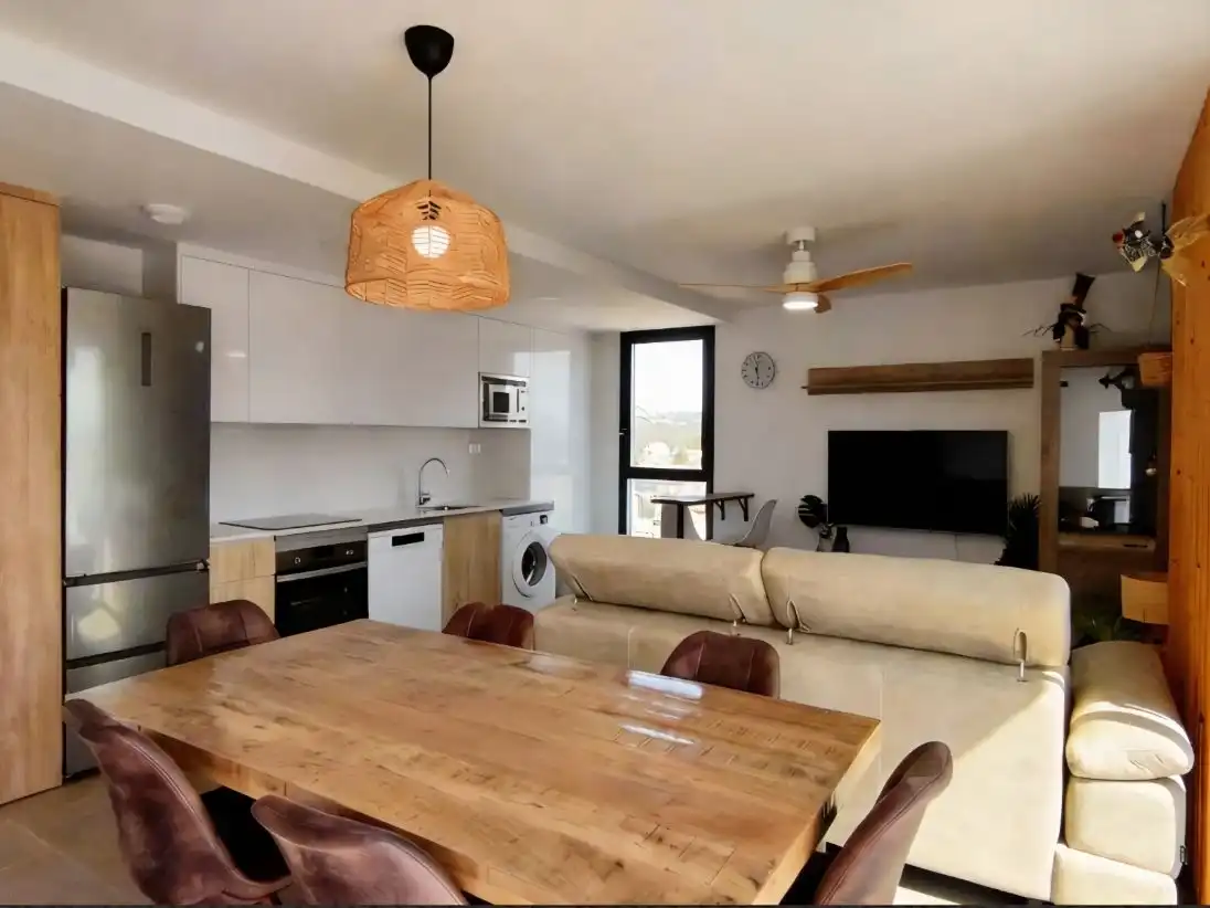 Appartamento con piscina in vendita a Avenida de Rumanía 24, imagen 7