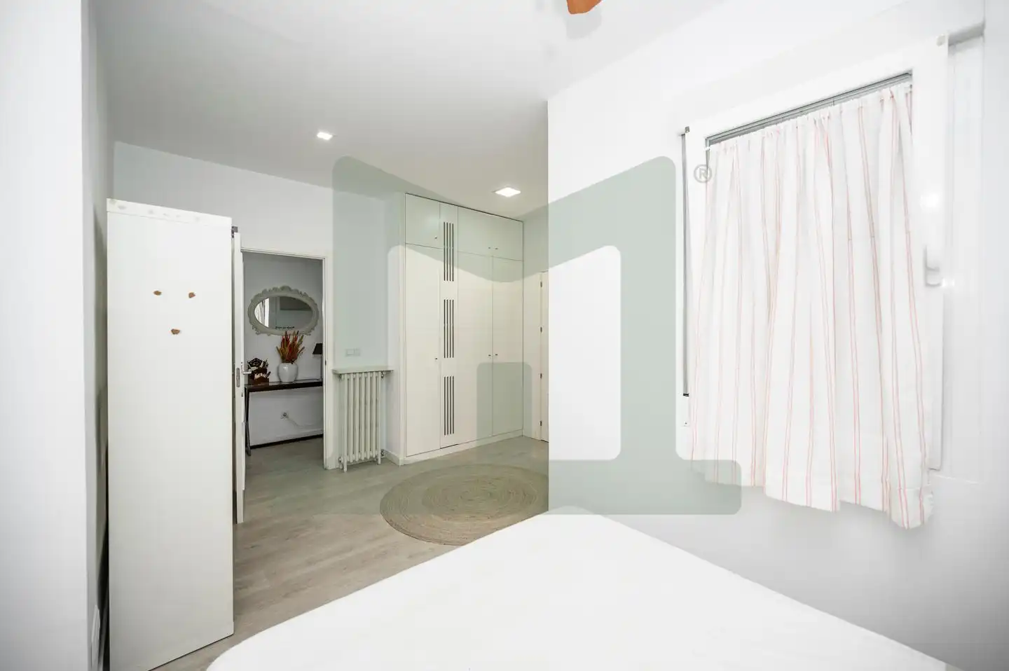 Schlafzimmer von Wohnung zur Miete in Madrid mit Klimaanlage, Heizung und Terrasse