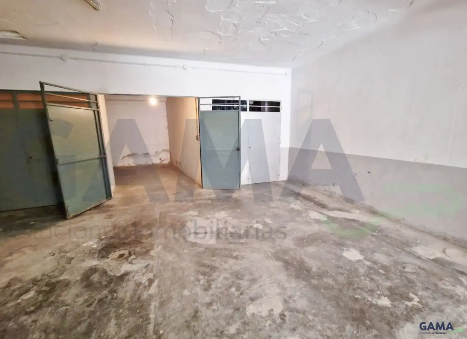 Individual for sale in Casc Urbà, imagen 4