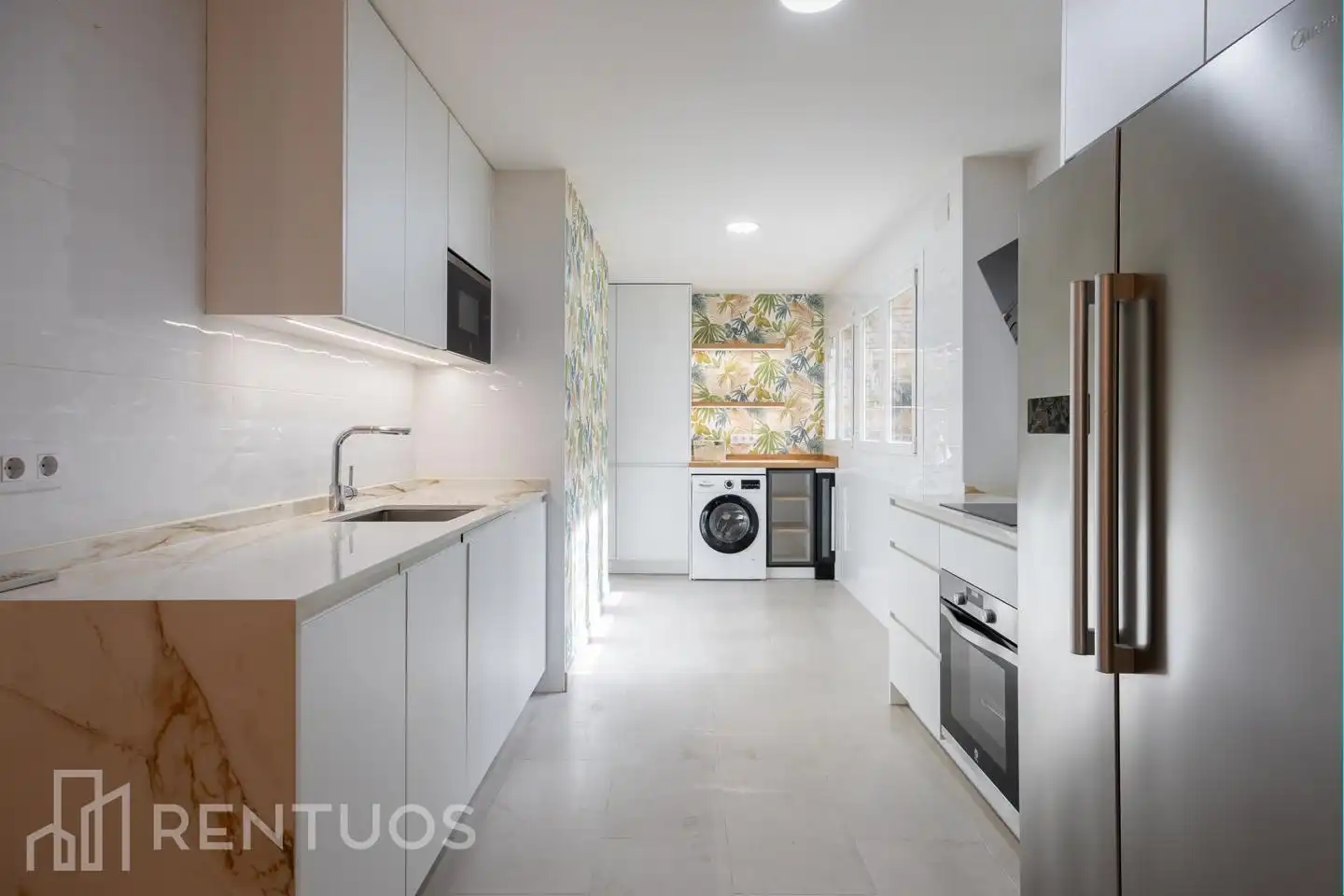 Wohnung zur Miete in Calle del Poeta Esteban de Villegas, Jerónimos