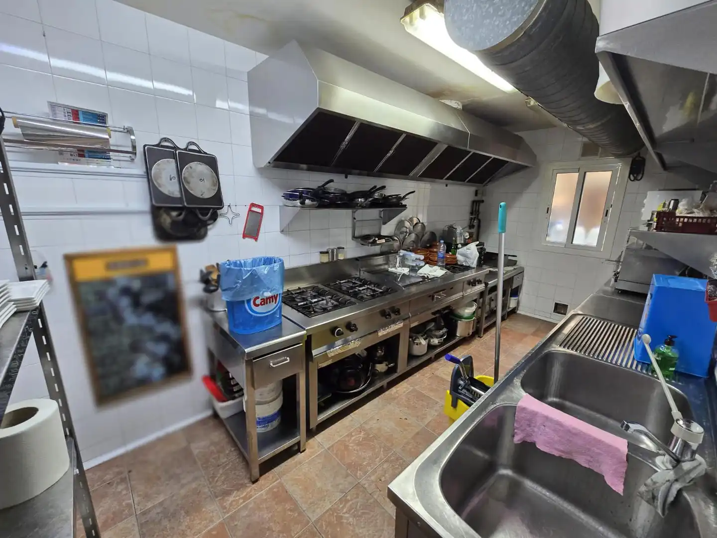 Business premises for transfer in Sants - Montjuïc, imagen 12