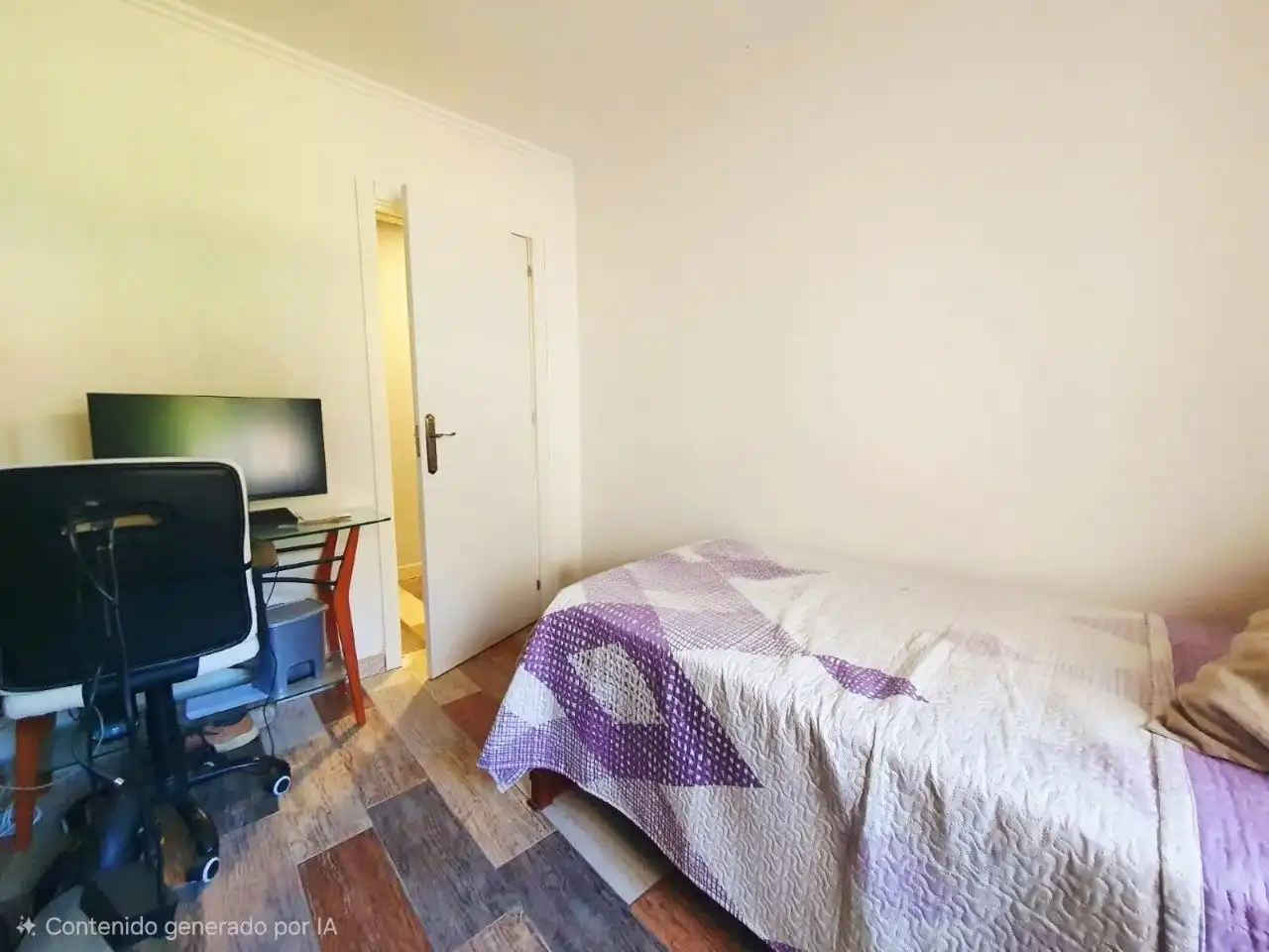 Dormitori de Casa o xalet en venda en Pedralba amb Calefacció, Jardí privat i Terrassa