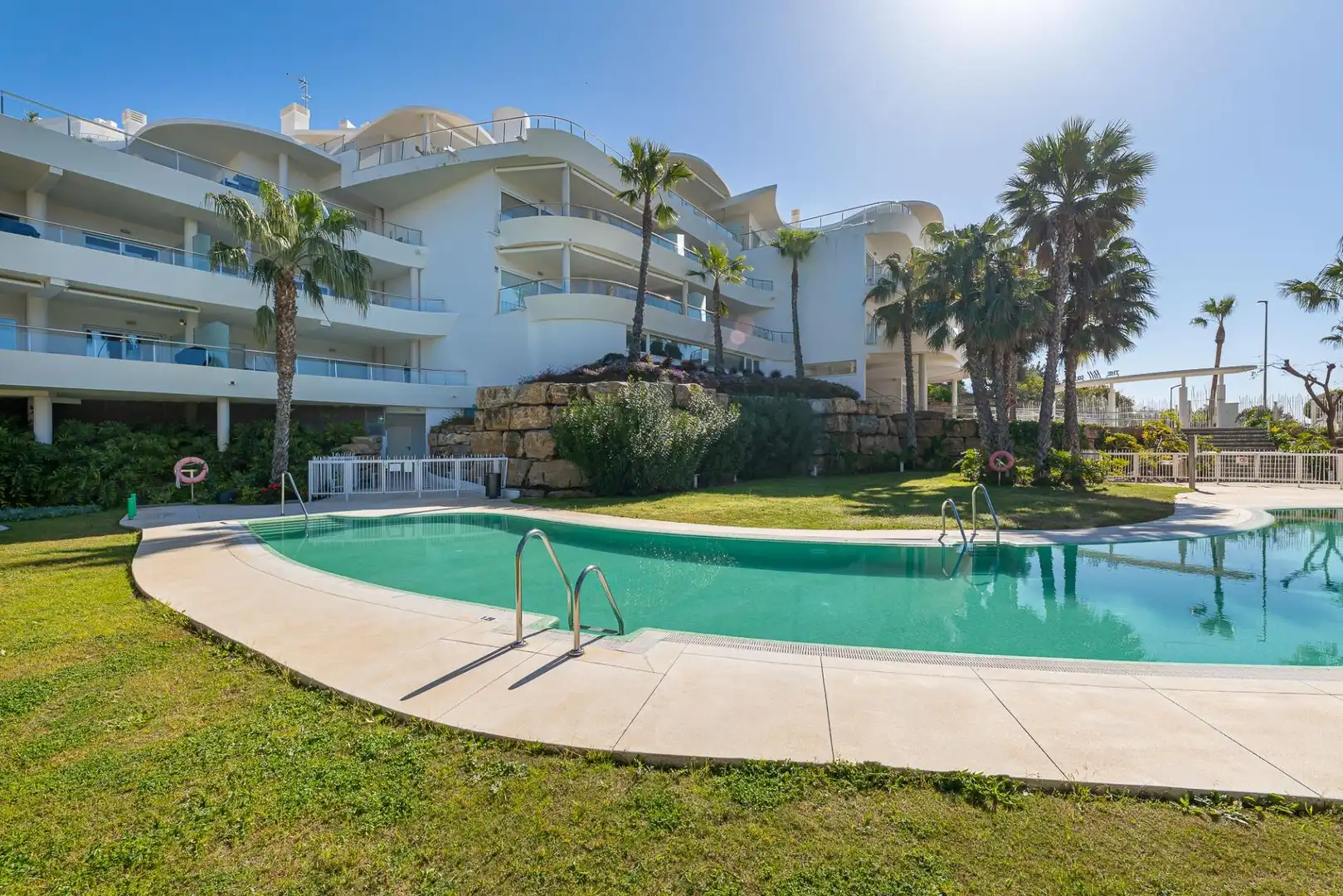 Vista exterior de Apartament en venda en Benalmádena amb Aire condicionat, Calefacció i Terrassa