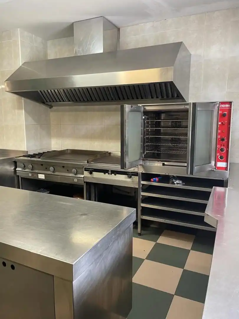 Cocina de Local en venta en Villaviciosa