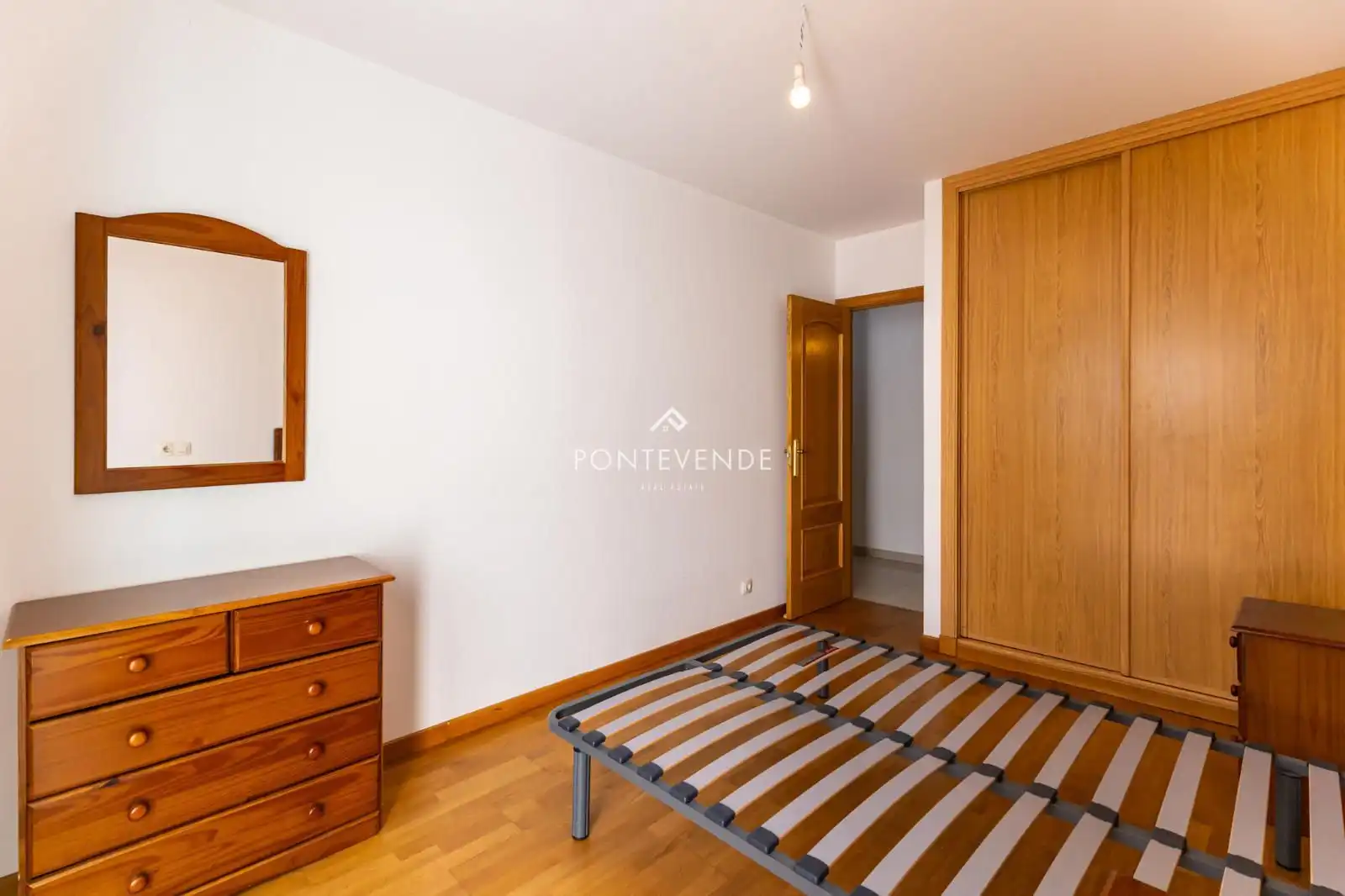 Habitación de Piso en venta en Poio con Terraza y Amueblado