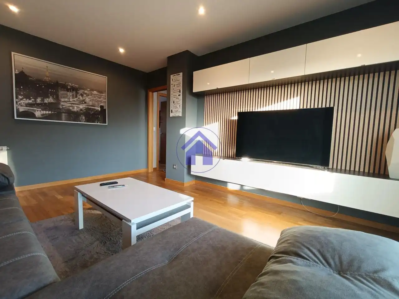 Sala de estar de Piso en venta en Vigo  con Calefacción, Terraza y Piscina