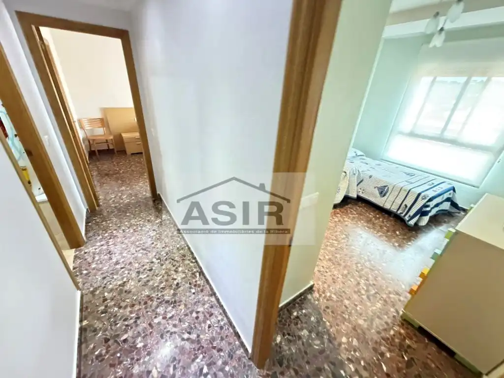 Flat for sale in Alzira  with Air Conditioner