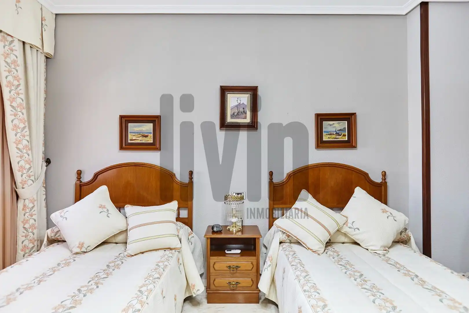 Habitación de Casa o chalet en venta en Jaén con Aire acondicionado, Calefacción y Jardín privado