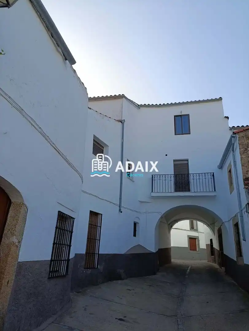 Exterior view of Detached homes for sale in Montánchez  with Terrace and Storage room
