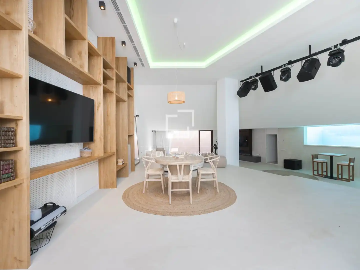 Sala de estar de Casa o chalet en venta en Santa Eulària des Riu con Aire acondicionado, Jardín privado y Terraza
