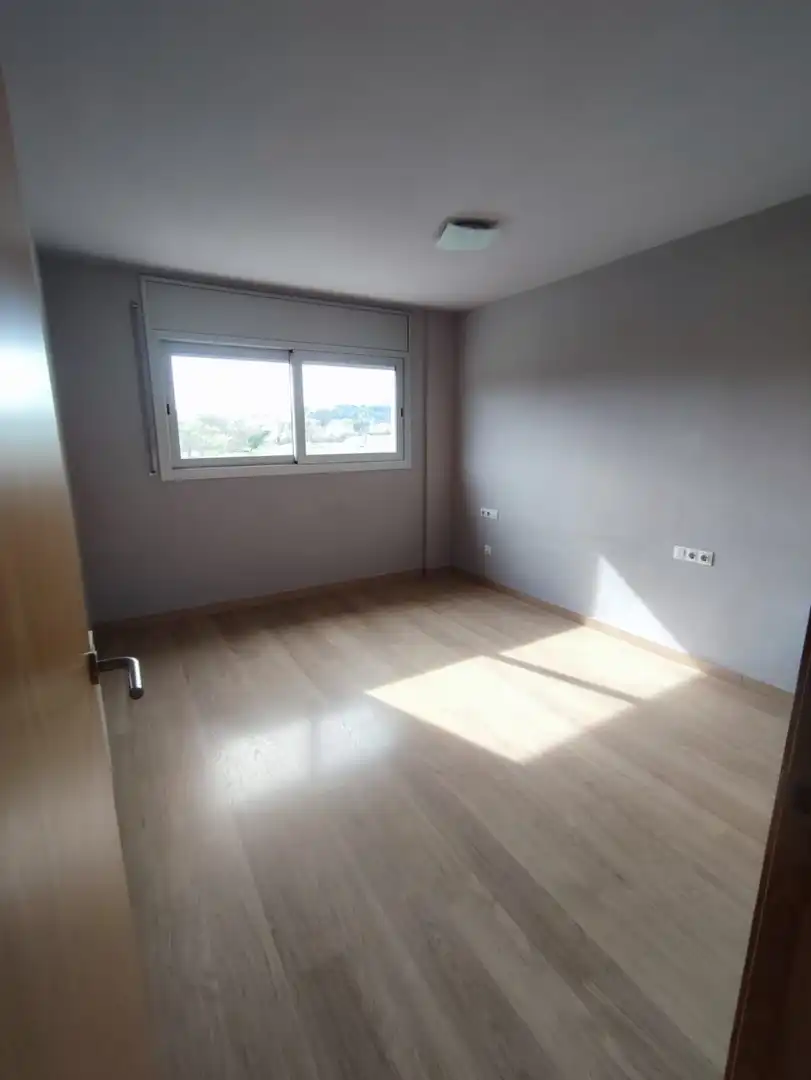 Habitación de Piso en venta en Sant Celoni con Calefacción y Trastero