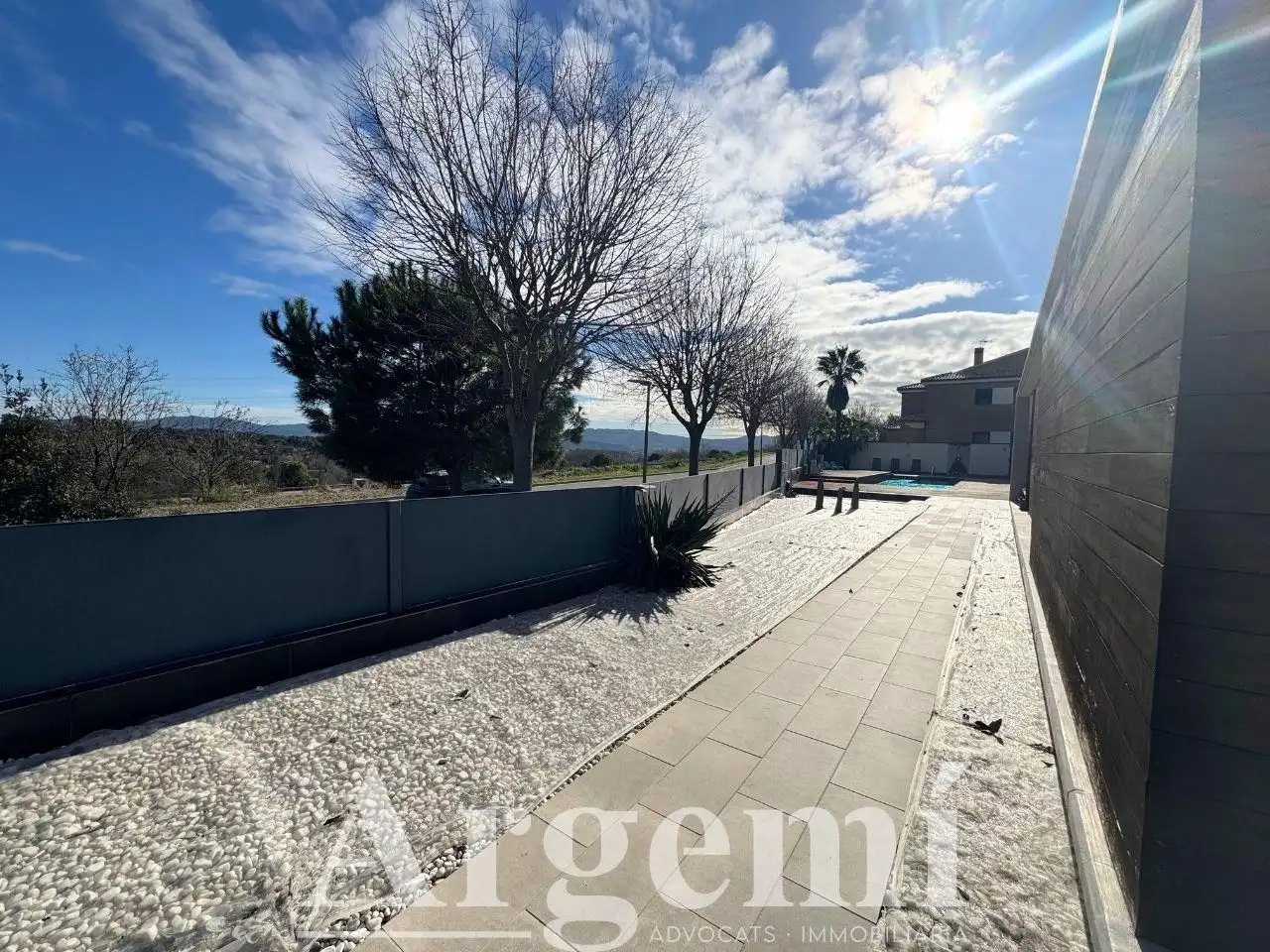 Vista exterior de Casa o xalet en venda en Palau-solità i Plegamans amb Aire condicionat, Calefacció i Jardí privat