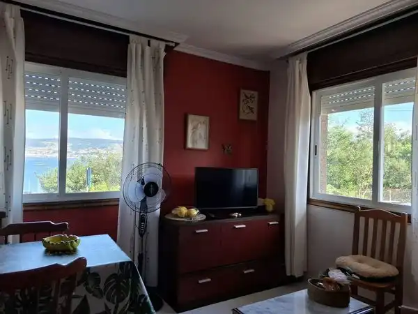 Sala d'estar de Apartament en venda en Moaña amb Calefacció, Parquet i Traster