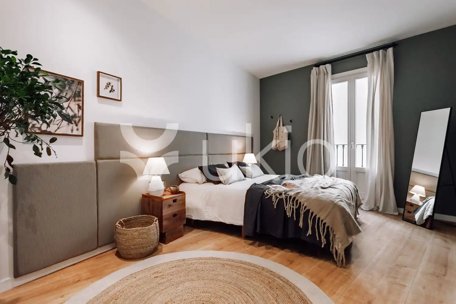 Schlafzimmer von Wohnungen zur Miete in Barcelona mit Klimaanlage, Heizung und Terrasse