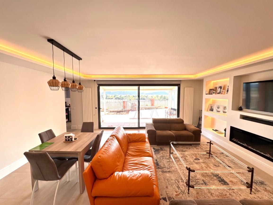 Living room of House or chalet for sale in Villamanrique de Tajo  with Air Conditioner, Heating and Terrace