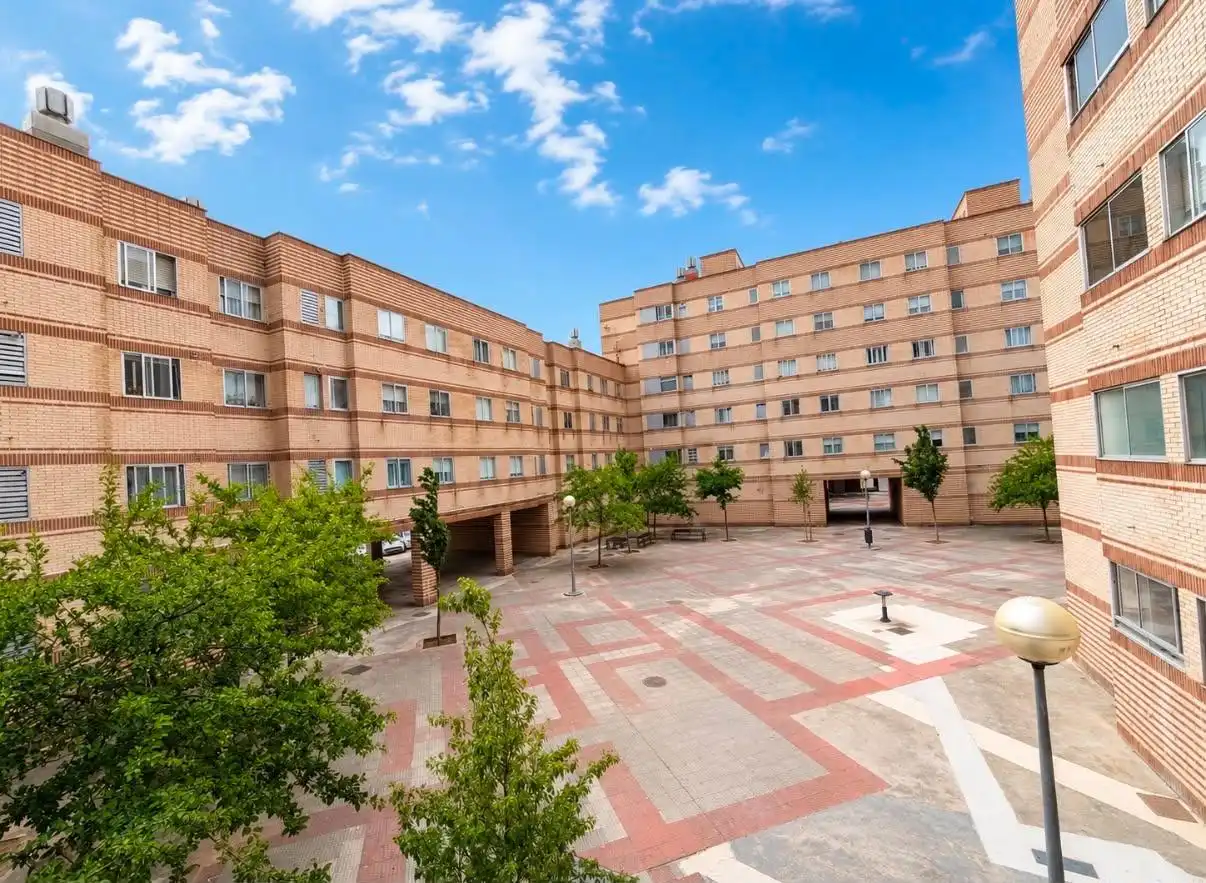 Vista exterior de Piso en venta en Barañáin / Barañain