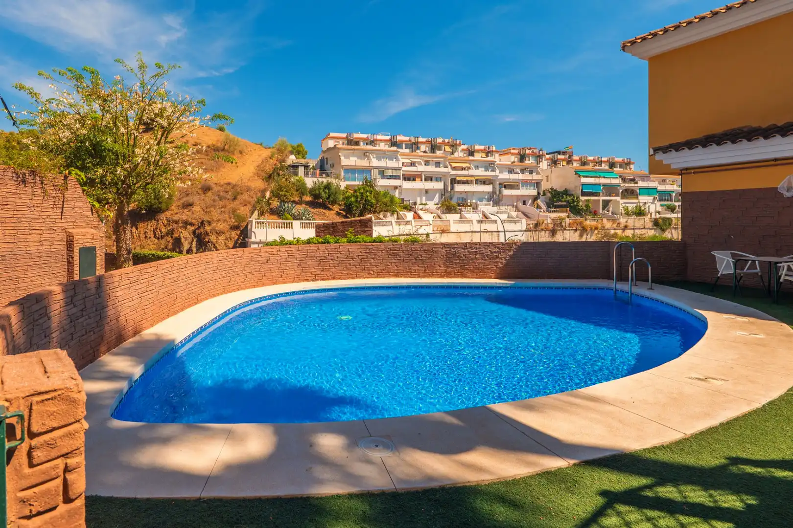 Casa bifamiliare con piscina in vendita a La Capellanía - El Higuerón, imagen 42