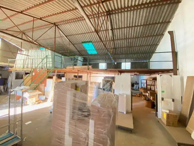 Nave industrial en venta en Badajoz