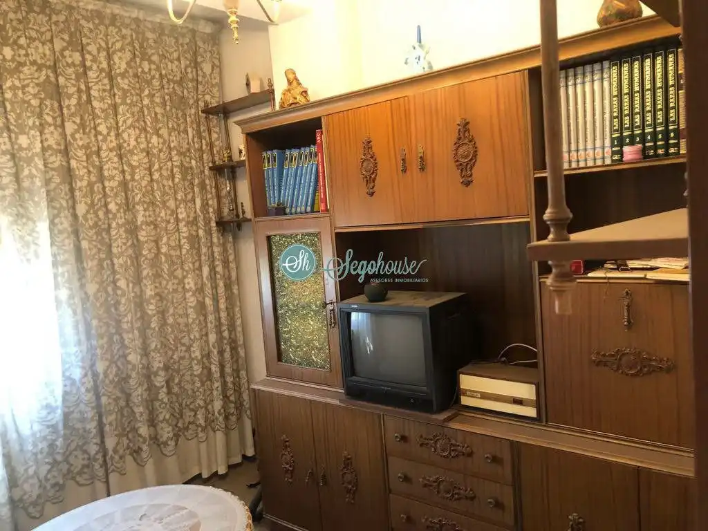 Sala de estar de Piso en venta en Segovia con Calefacción y Terraza