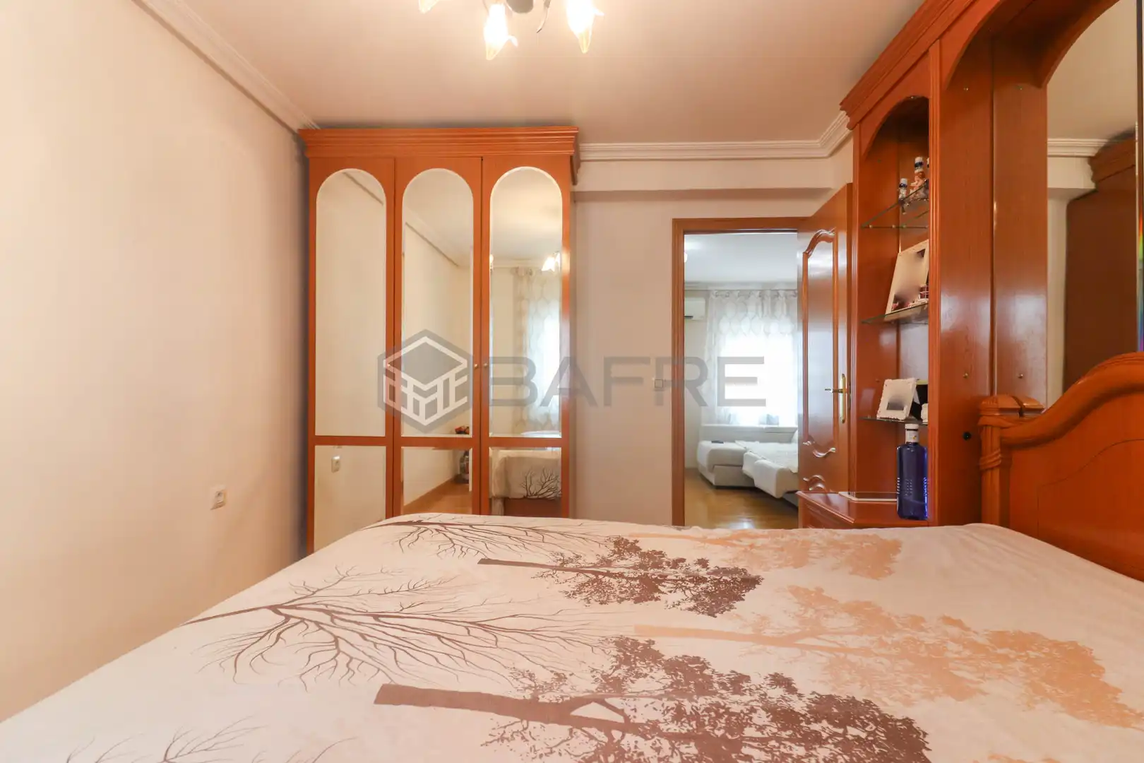 Bedroom of Flat for sale in Madrid  with Air Conditioner, Heating and Parquet flooring