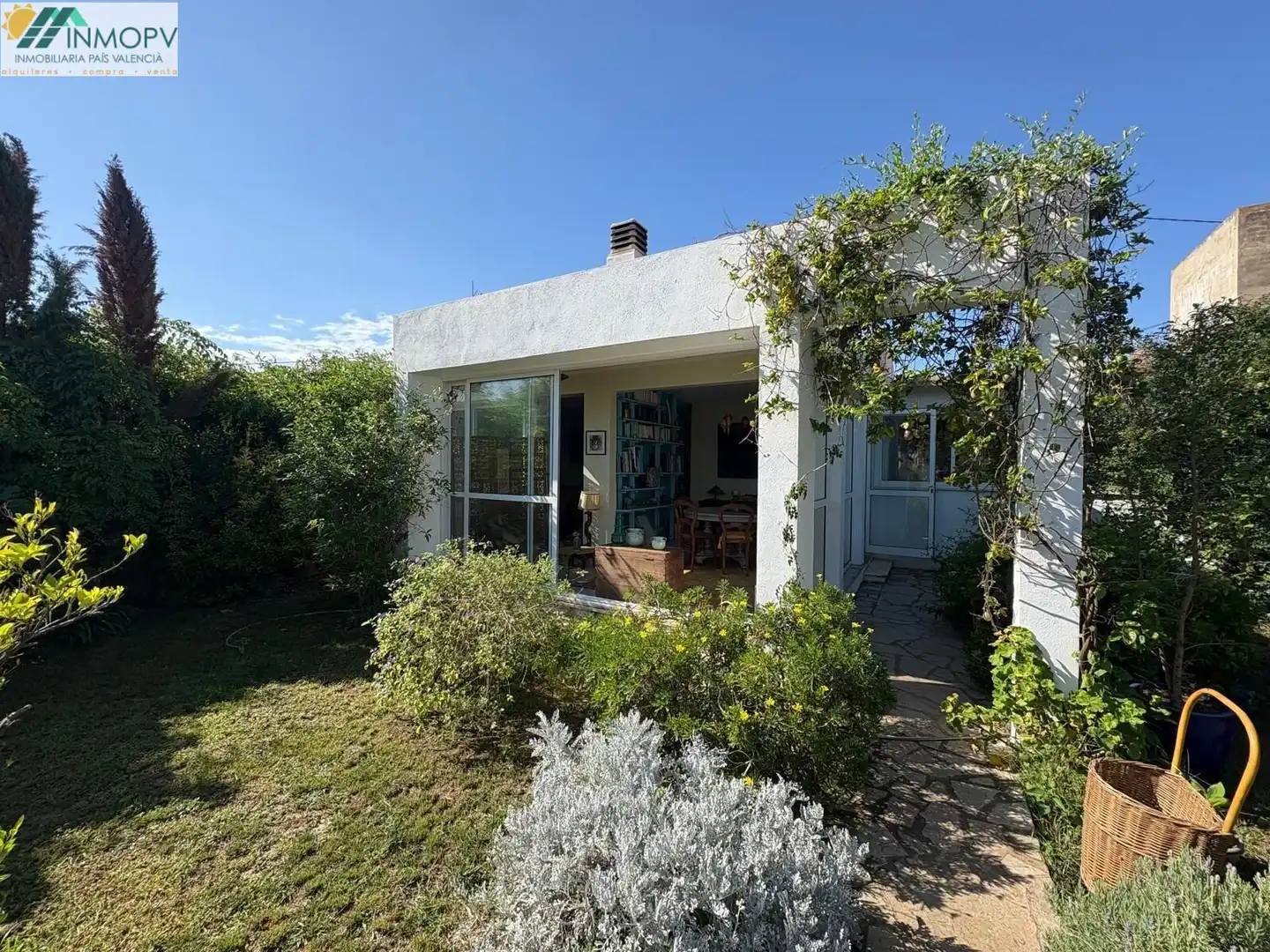 Vista exterior de Casa adosada en venta en Vinaròs con Calefacción, Jardín privado y Terraza