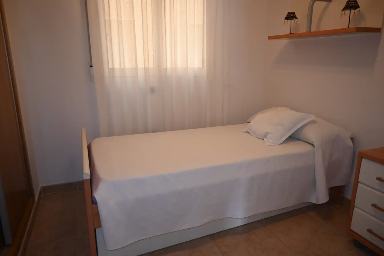 Schlafzimmer von Wohnungen zum Verkauf in La Manga del Mar Menor mit Klimaanlage, Heizung und Terrasse