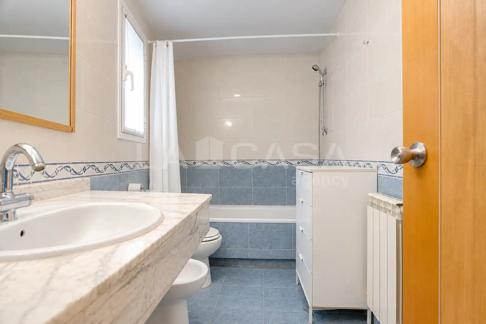 Baño de Piso en venta en Can Tintorer - Can Tries