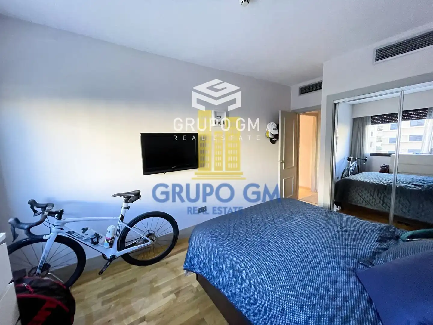 Habitación de Piso de alquiler en Madrid con Aire acondicionado y Amueblado