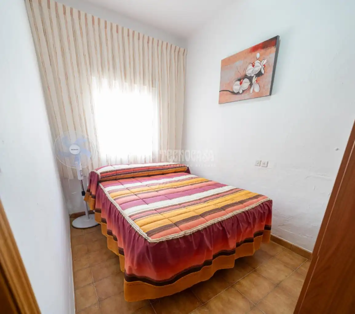 Dormitori de Casa adosada en venda en Torreblascopedro amb Aire condicionat, Calefacció i Terrassa