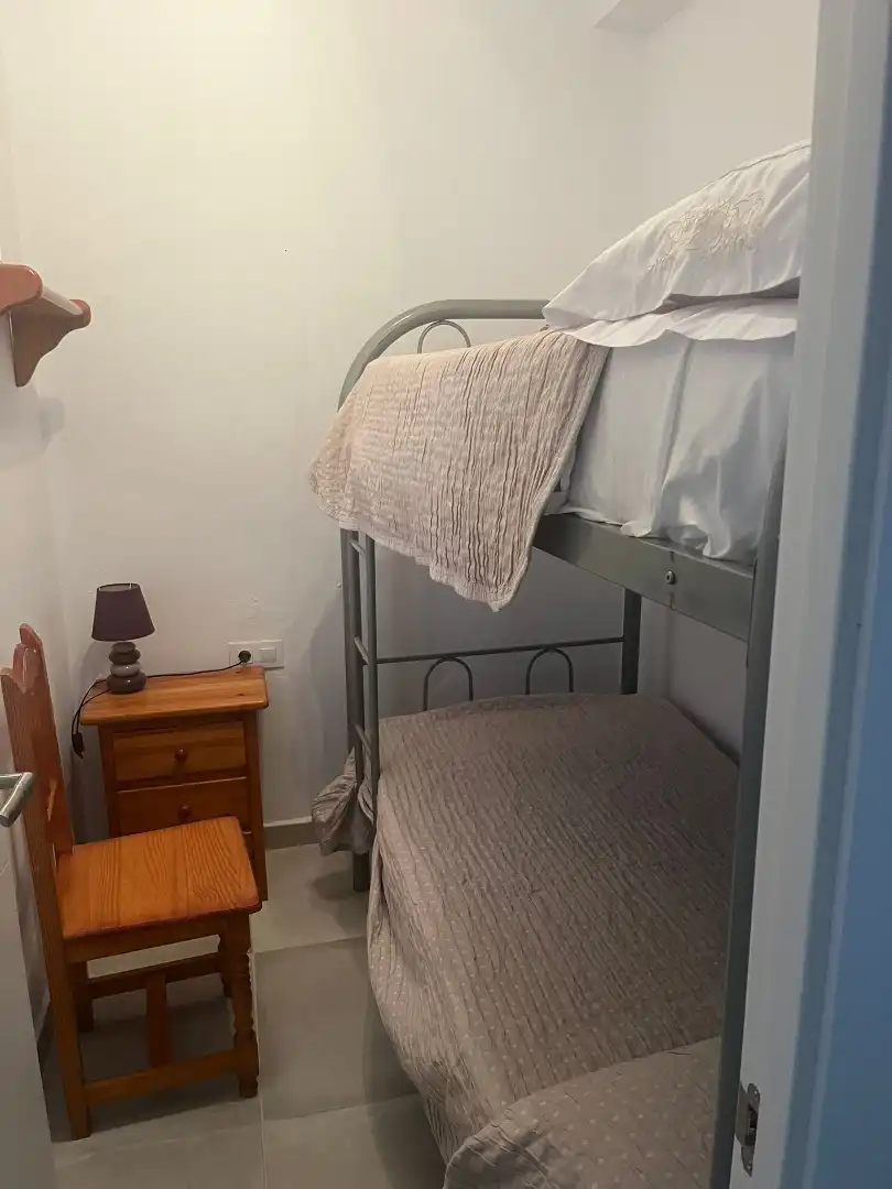 Habitación de Apartamento de alquiler en Tarifa con Amueblado