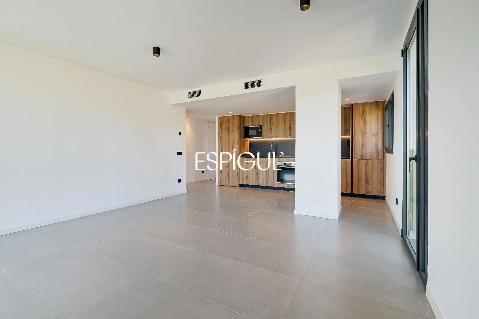 Living room of Flat for rent in Cerdanyola del Vallès  with Air Conditioner, Heating and Terrace