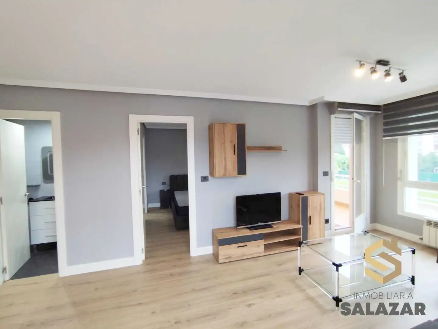Living room of Flat for sale in Castro-Urdiales  with Heating, Terrace and Balcony