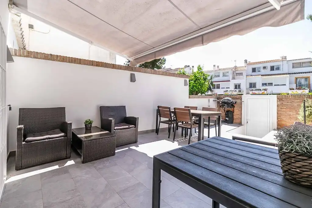 Terrassa de Casa adosada en venda en Mijas amb Aire condicionat, Terrassa i Moblat