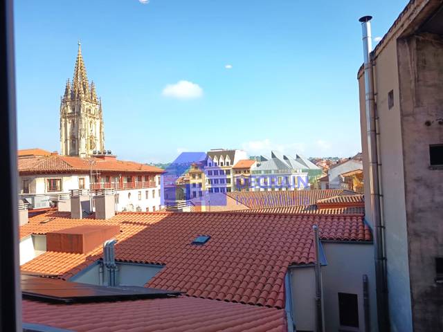 Piso en Venta en Oviedo - CALLE SAN JUAN en Casco Histórico