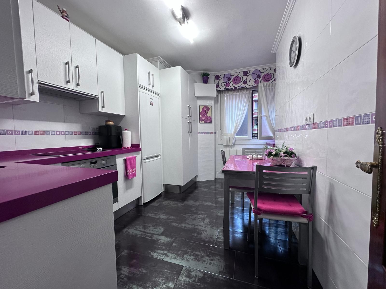 Kitchen of Flat for sale in Sestao   with Heating, Terrace and Furnished