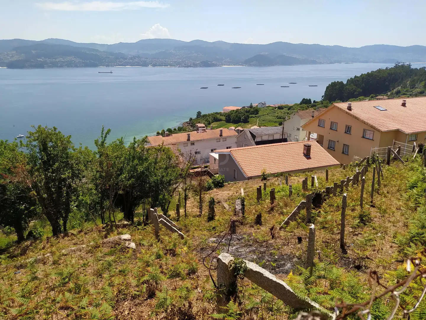 Einfamilien-Reihenhaus zum Verkauf in Sanxenxo mit Klimaanlage, Heizung und Terrasse