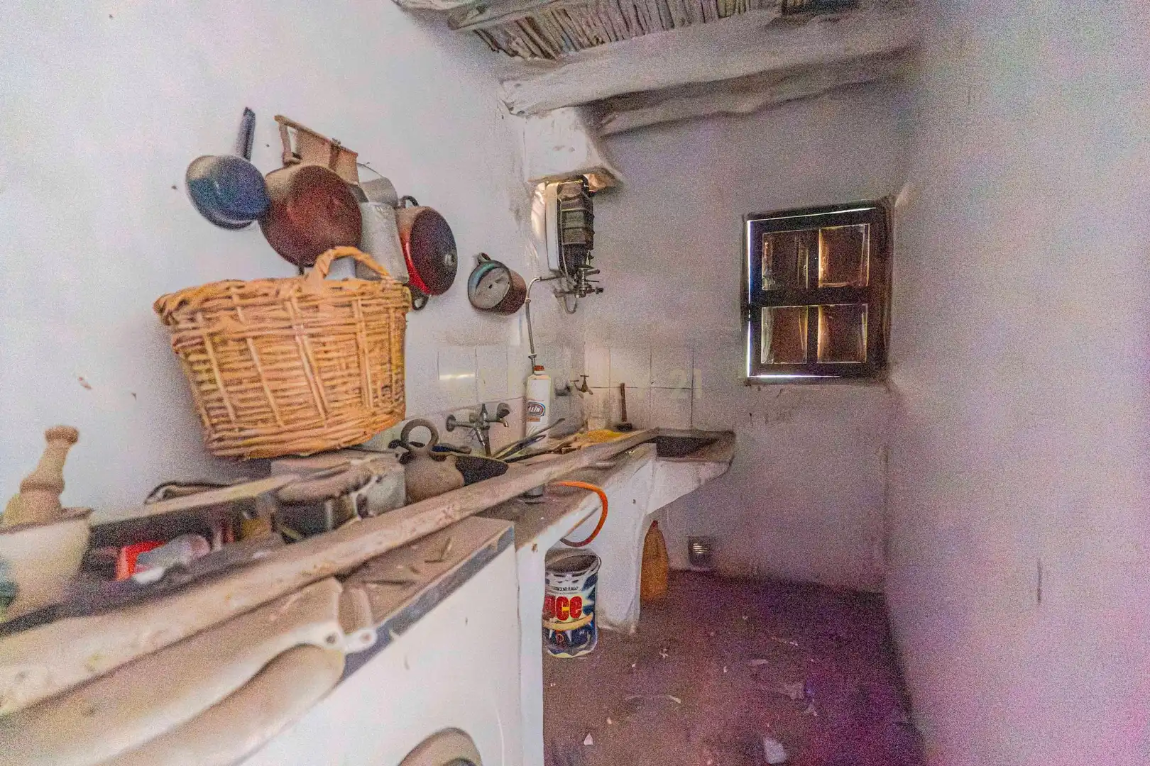 Kitchen of Houses for sale in Carataunas