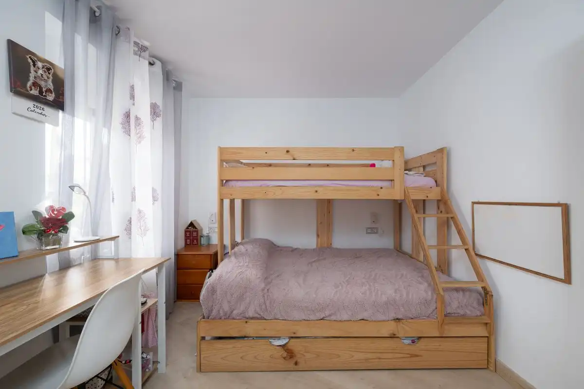 Flat for sale in Carrer Victoria Kent, Camí dels Magros - Casablanca