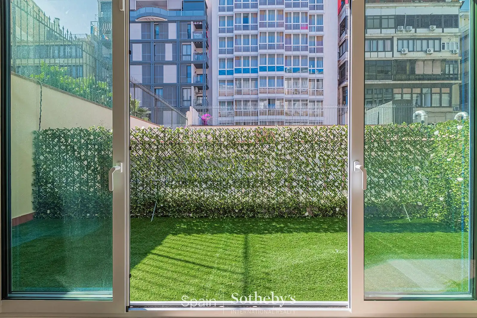 Terrassa de Apartament en venda en Barcelona amb Aire condicionat, Calefacció i Terrassa