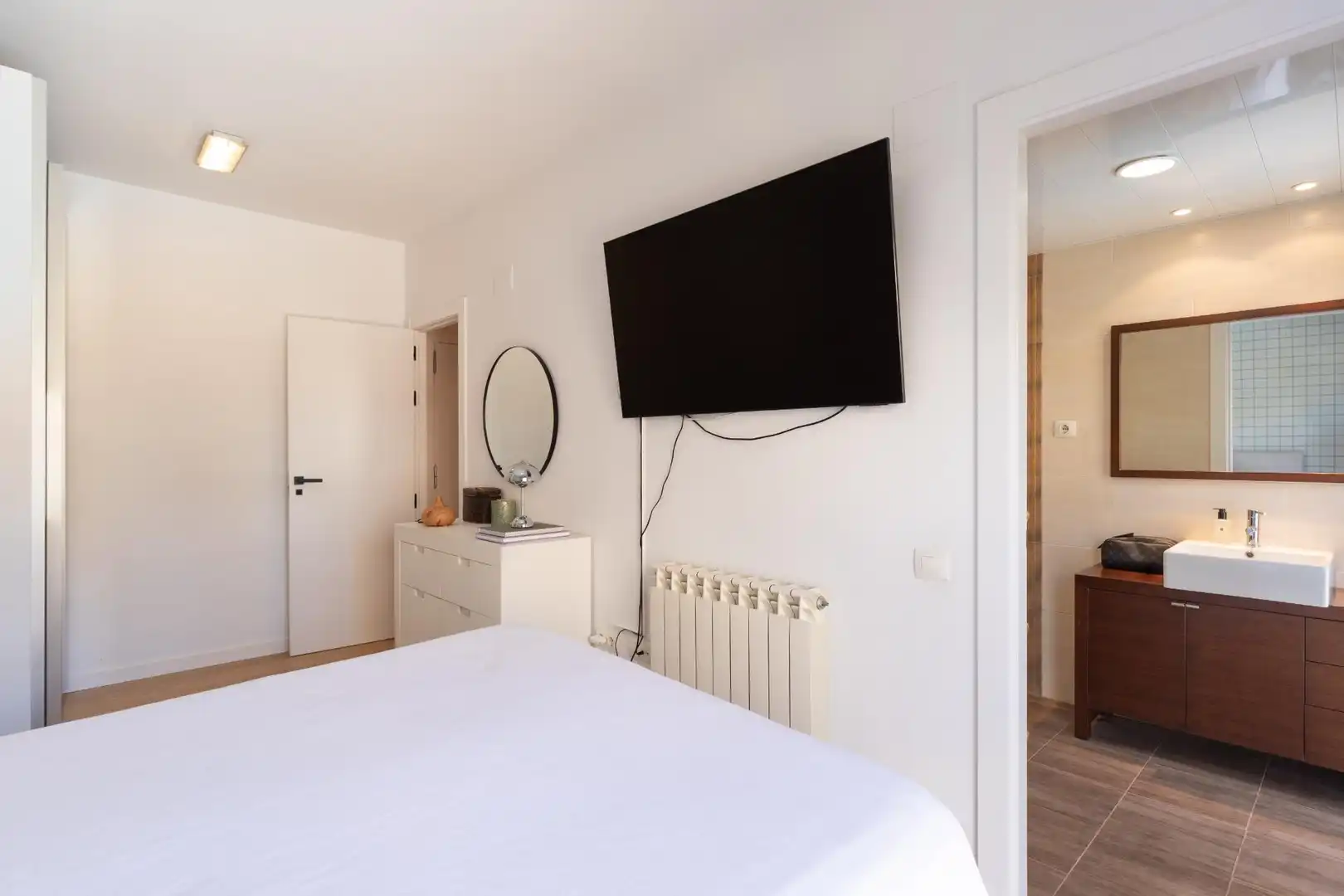 Habitación de Piso en venta en Terrassa con Calefacción y Piscina comunitaria