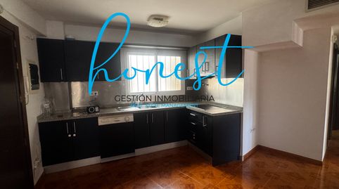 Foto 4 de Piso en venta en Plaza de la Nogalera, El Bajondillo, Torremolinos