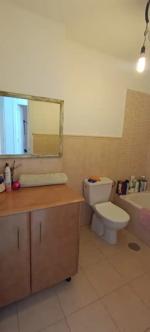 Badezimmer von Wohnung zum Verkauf in Gibraleón mit Klimaanlage