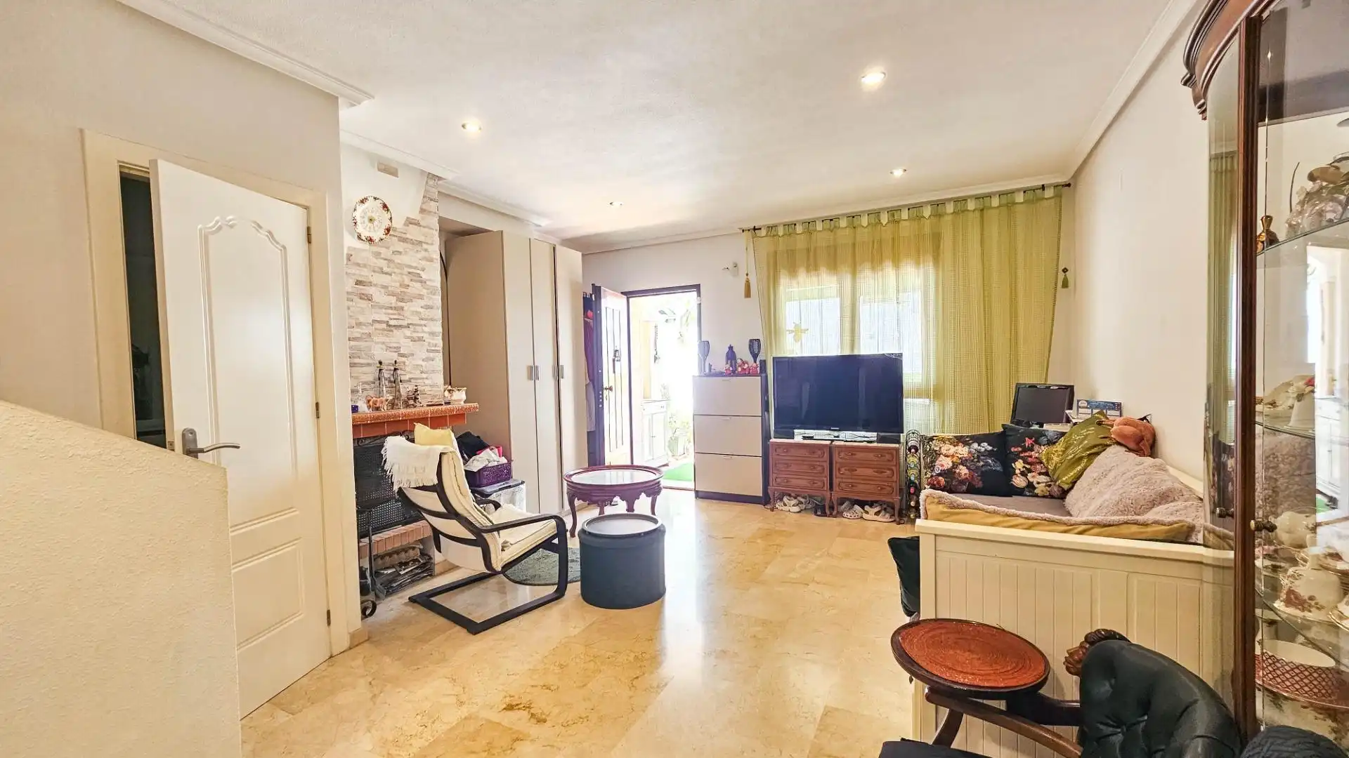 Living room of Detached homes for sale in Orihuela  with Private garden, Terrace and Furnished