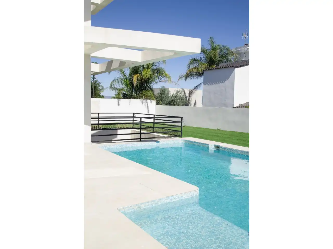 Piscina de Casa o xalet en venda en Bétera amb Aire condicionat, Jardí privat i Terrassa