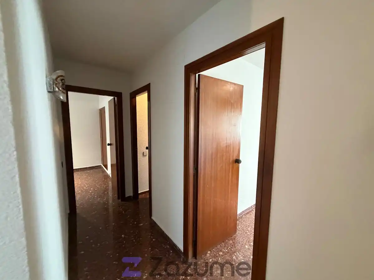 Flat with terrace to rent in Gran Via de les Germanies, imagen 21
