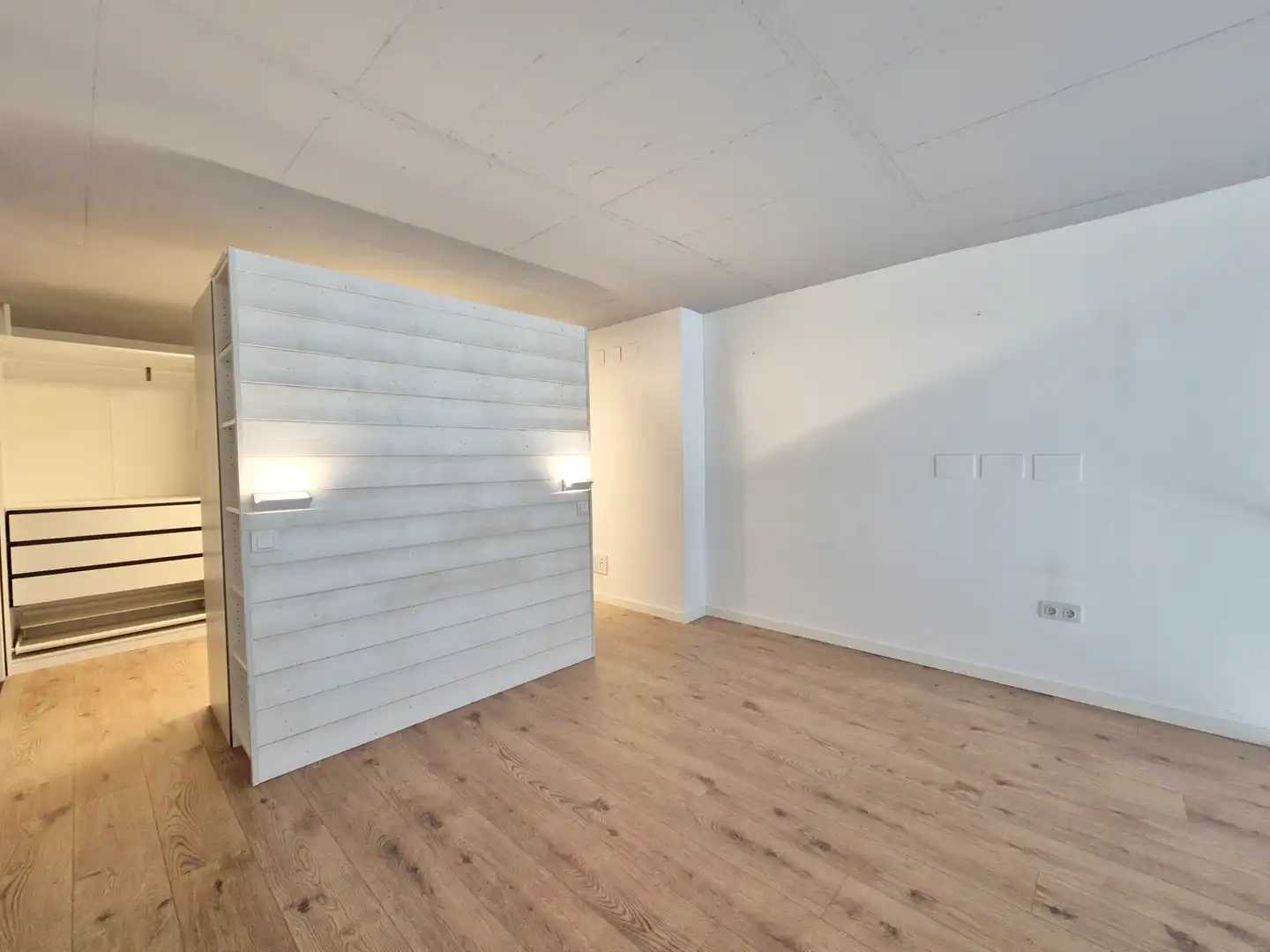 Wohnung zum Verkauf in Valencia mit Klimaanlage, Heizung und Terrasse