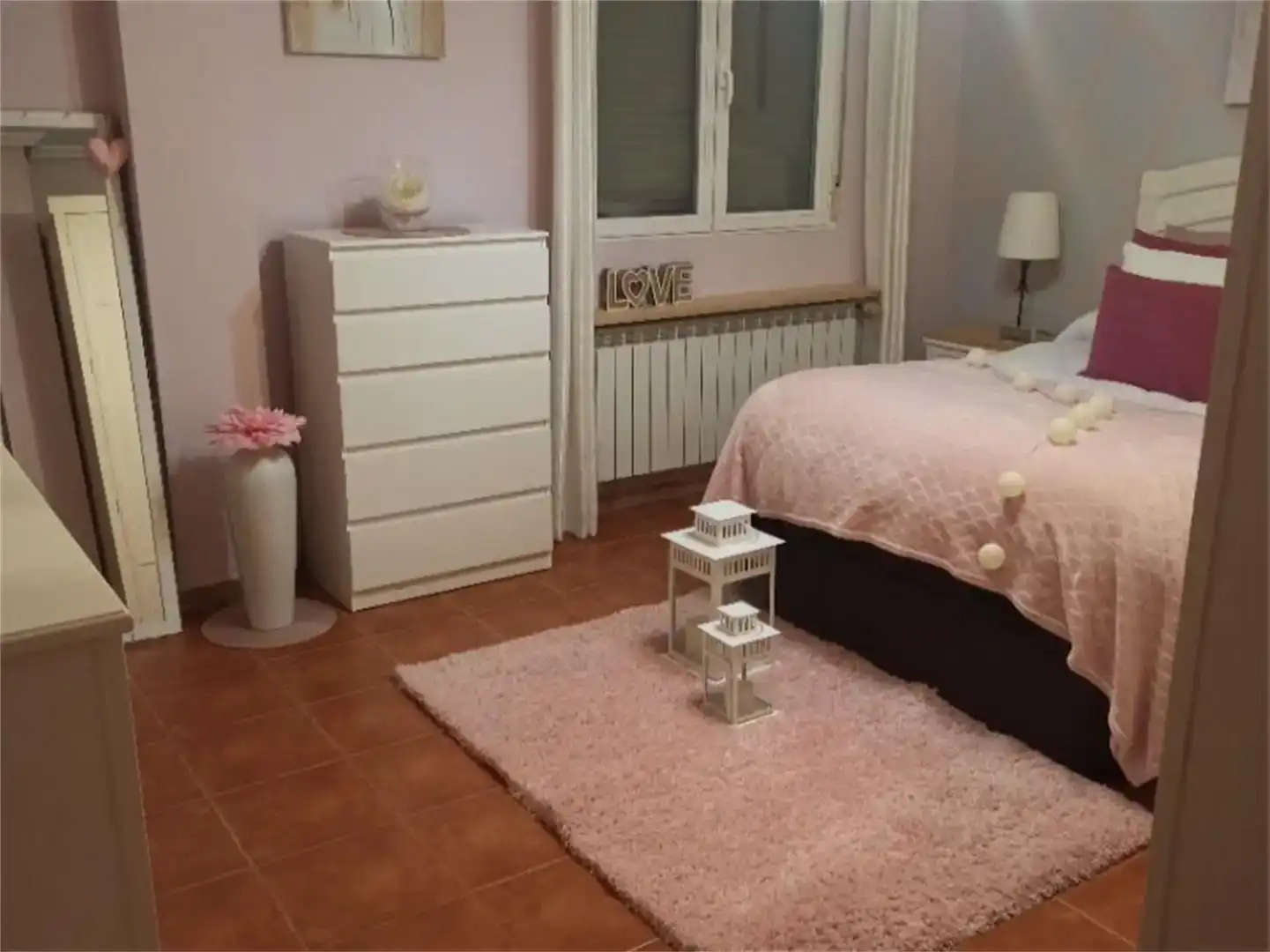 Habitación de Casa adosada en venta en Nava del Rey, Valladolid
