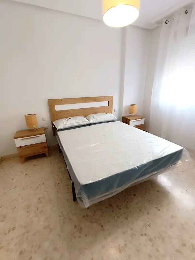 Schlafzimmer von Wohnung zur Miete in Badajoz mit Klimaanlage, Möbliert und Ofen